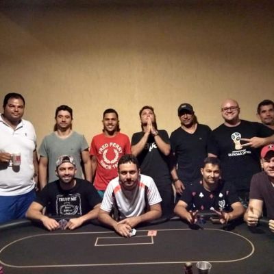Momento Poker Night