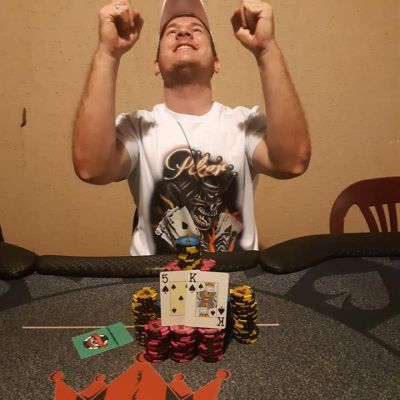 Momento Poker Night